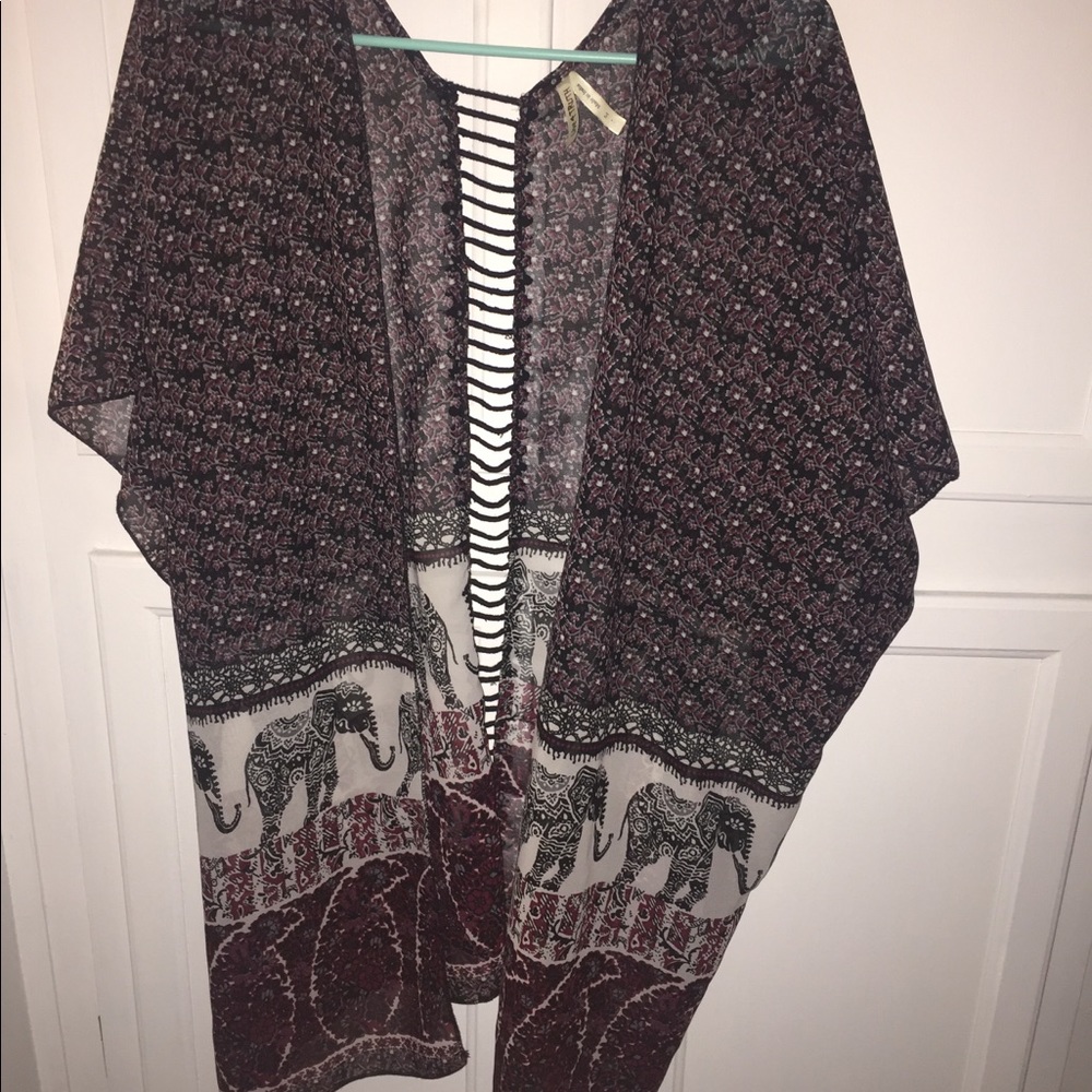 Komoto elephant print top